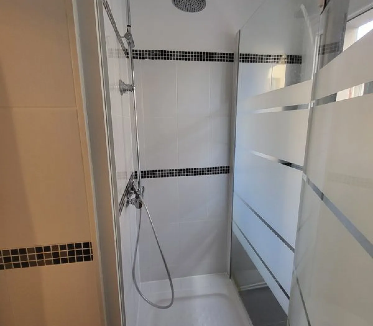 Location Paris Appartement 6962a2fd4064