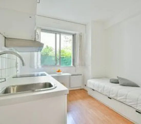 Location Neuilly-sur-Seine Appartement 6963de5a48672