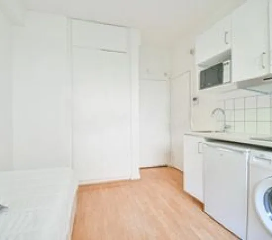 Location Neuilly-sur-Seine Appartement 6963de5a48673