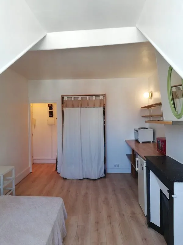 Location Paris Appartement 6963e2cf905c