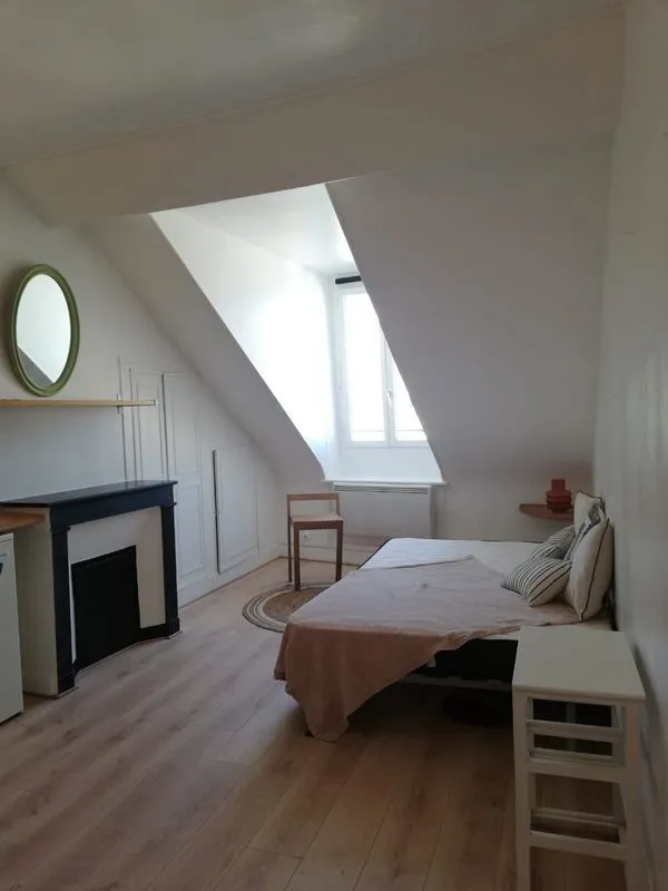 Location Paris Appartement 6963e2cf905c