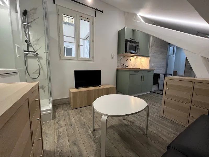 Location Paris Appartement 6964e0b5b1c21