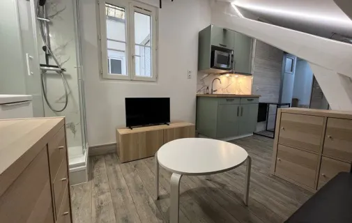 Location Paris Appartement 6964e0b5b1c2