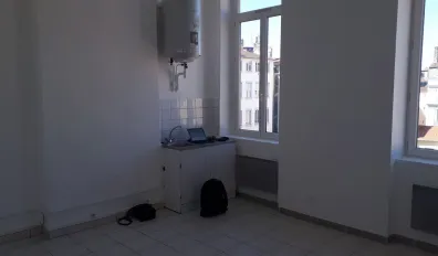 miniatureLocation Lyon Appartement 6964e15f2ade2