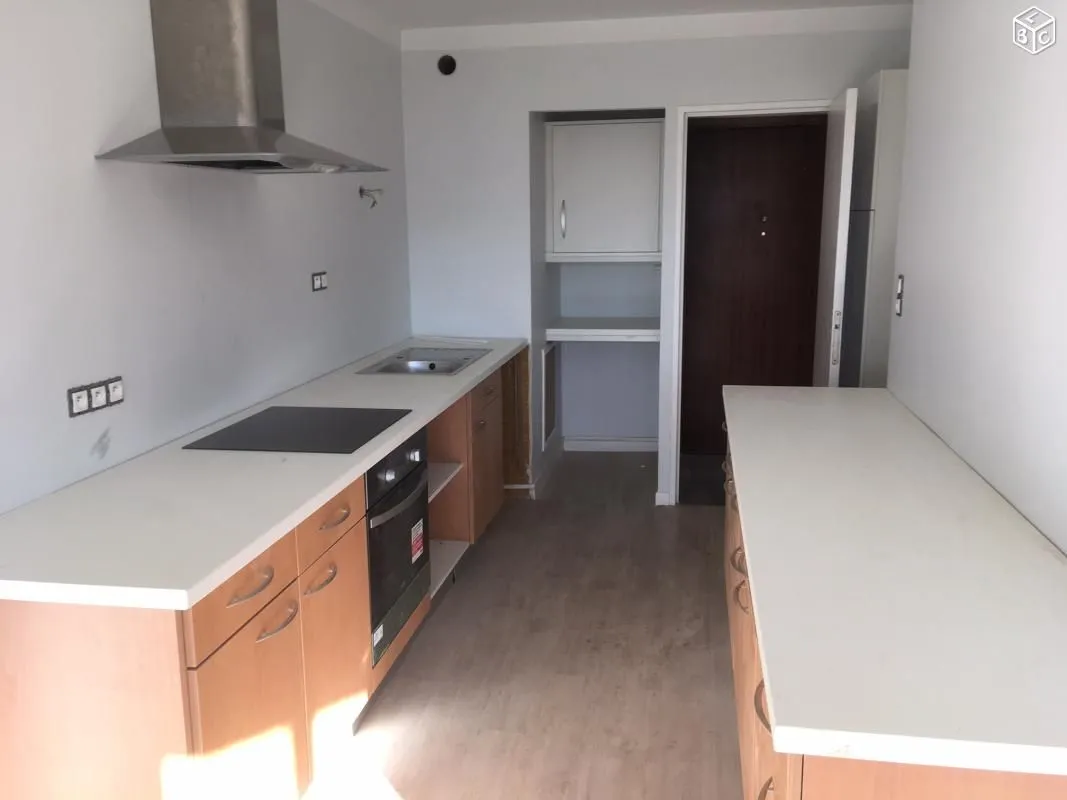 Location Montpellier Appartement 6964ed2f5903