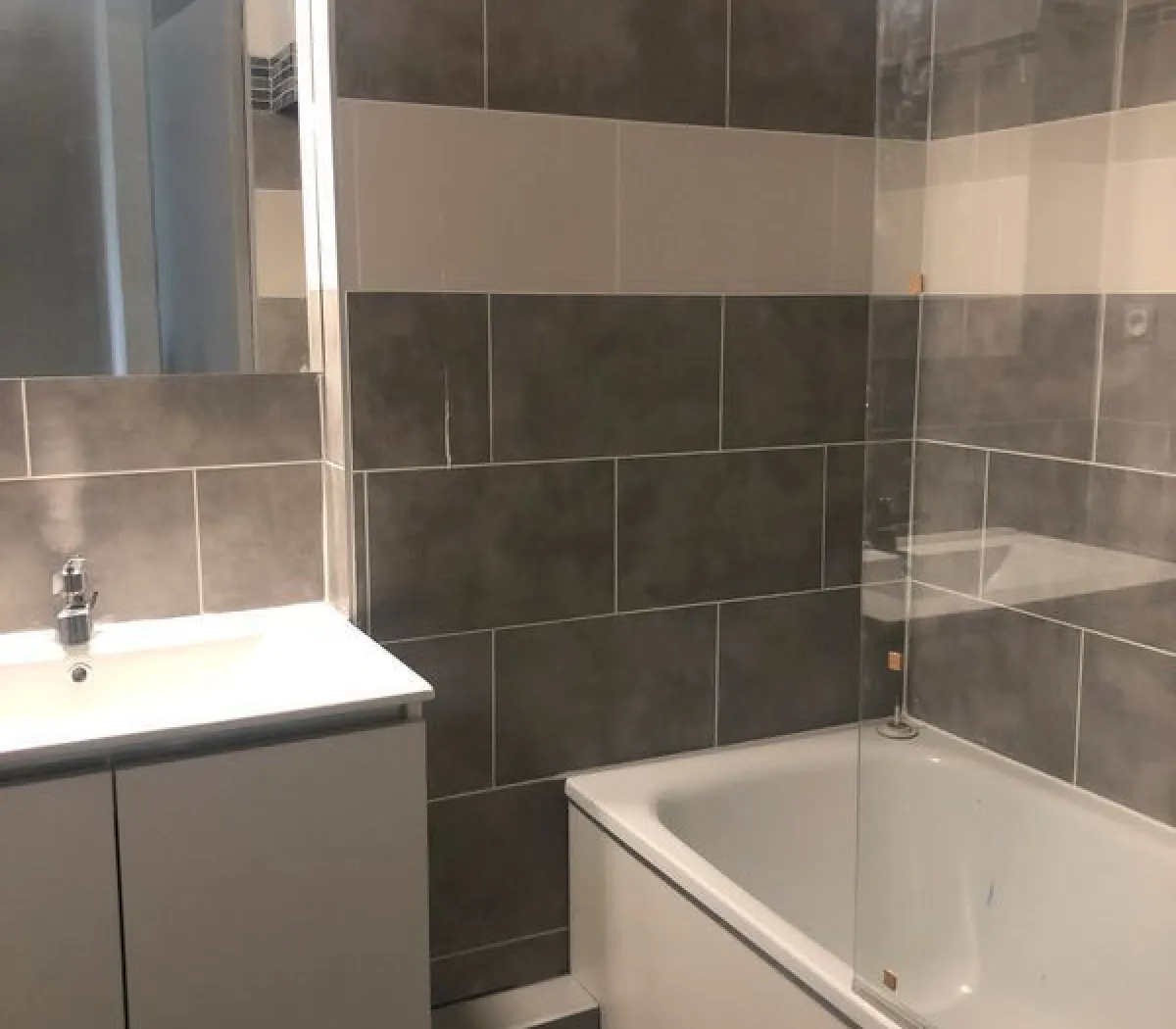 Location Grenoble Appartement 69660e56e0a9