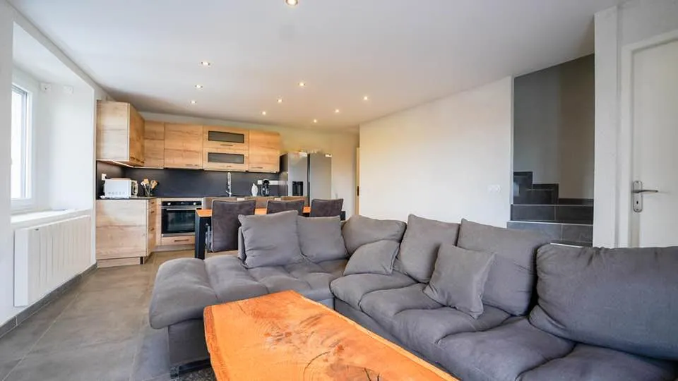 Location Viry Appartement 696614564613