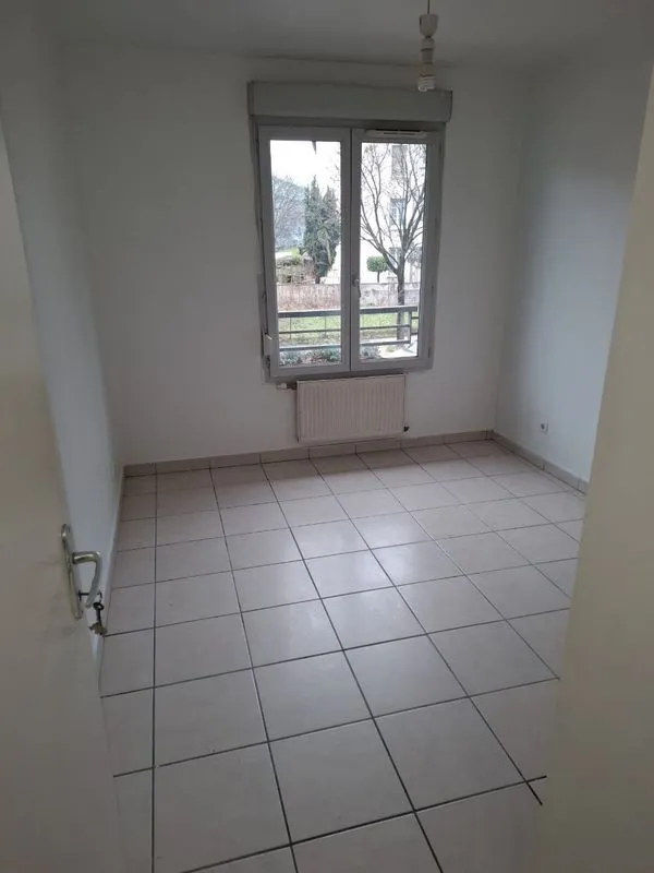 Location Villeurbanne Appartement 69661b1561243