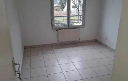 Location Villeurbanne Appartement 69661b156124