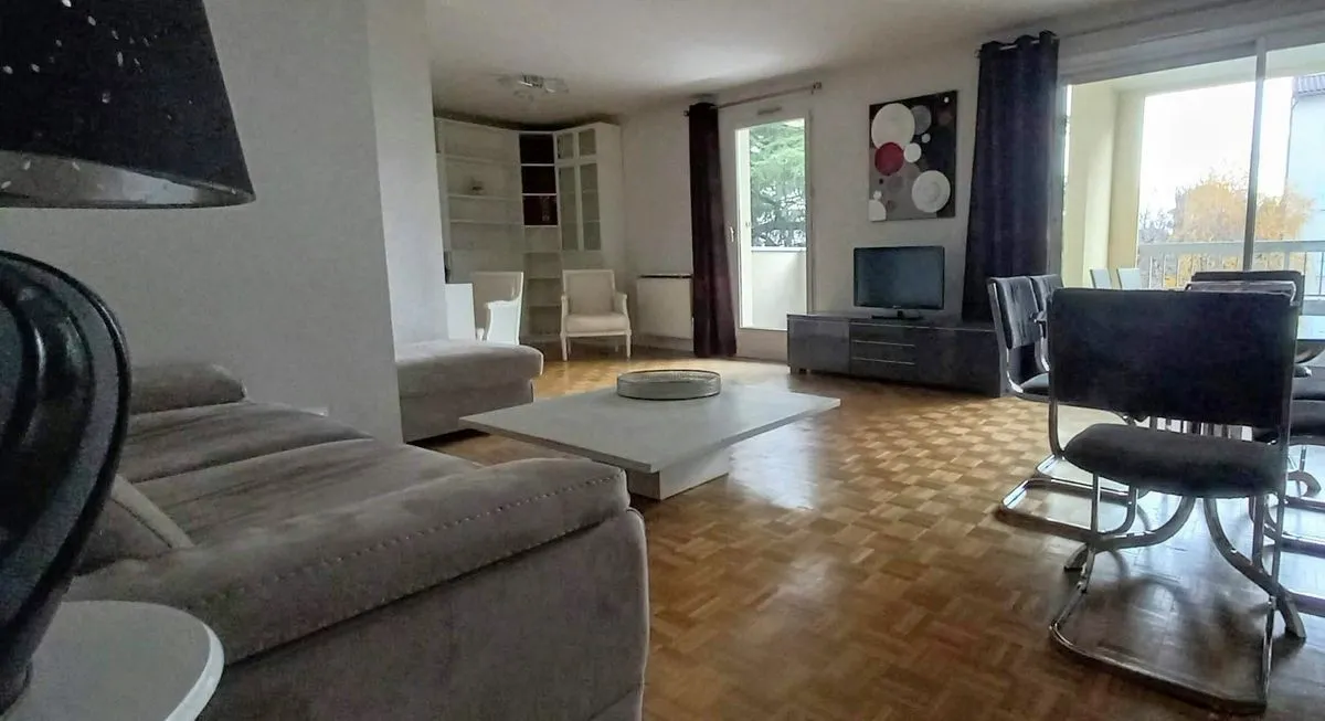 Location Lyon Appartement 6966200b53cf3