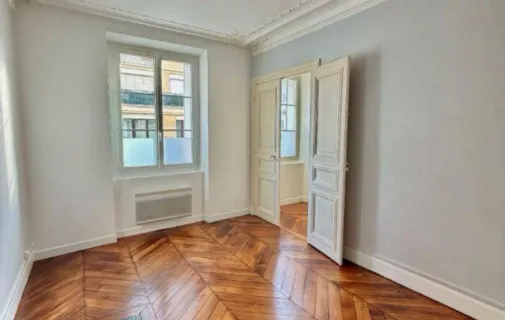 Location Paris Appartement 69679dcb8653