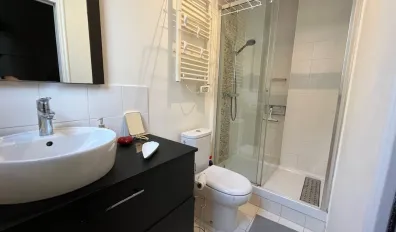 miniatureLocation Paris Appartement 69694b4dee1c2