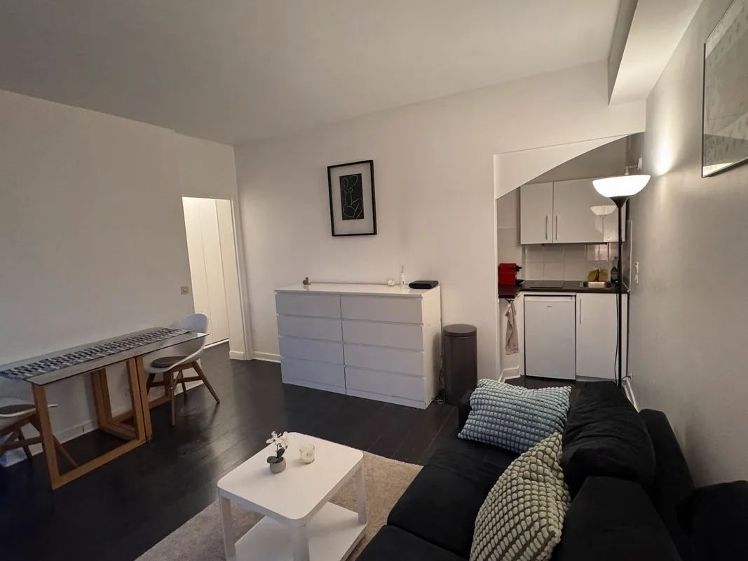 Location Neuilly-sur-Seine Appartement 69694c9c83802