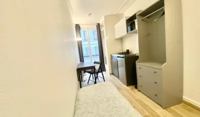 miniatureLocation Paris Appartement 6969f5e88ef12