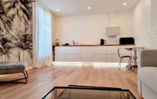 Location Suresnes Appartement 6969f602c72d