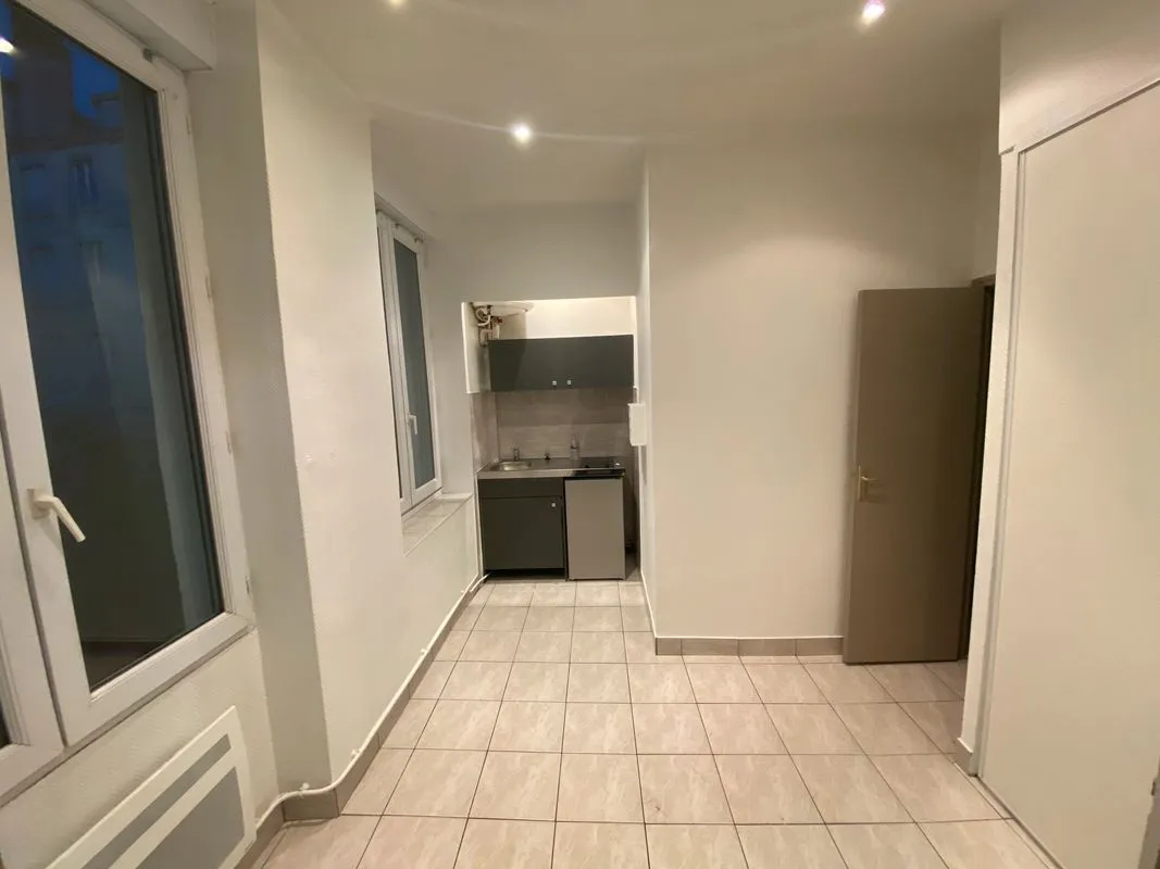 Location Lyon Appartement 6969f7f686491