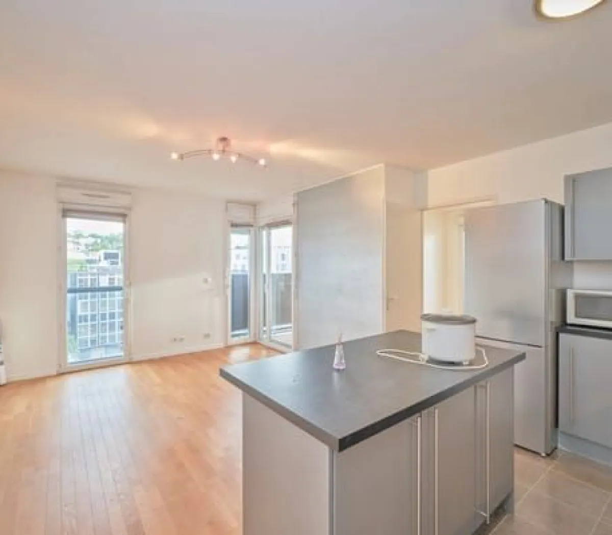 Location Nanterre Appartement 6969f8f50233