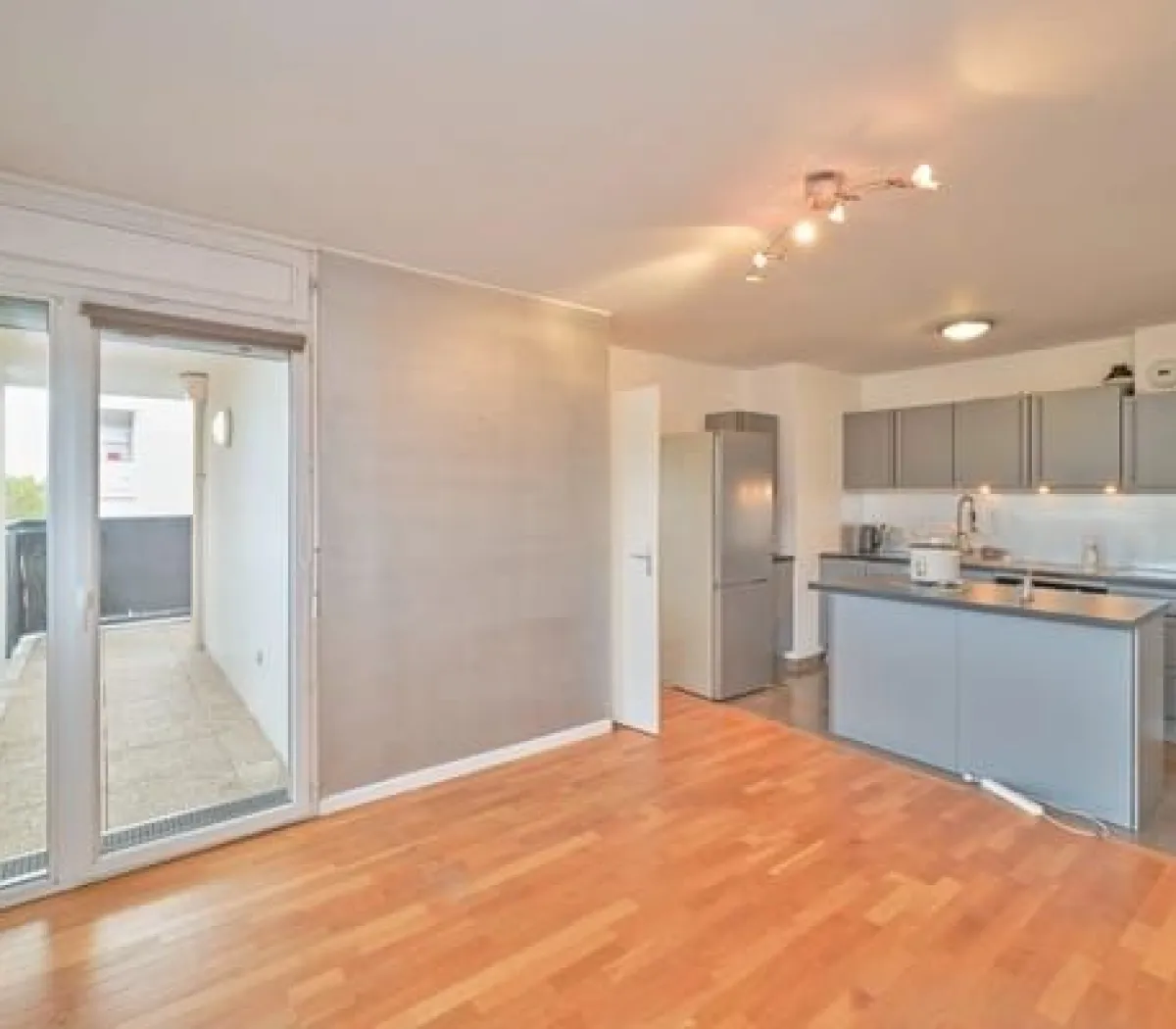 Location Nanterre Appartement 6969f8f50233