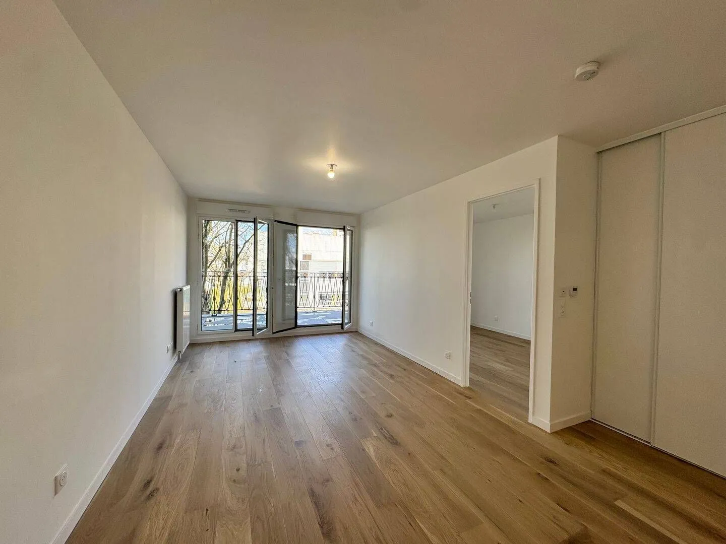 Location Le Plessis-Robinson Appartement 696a15168bd74