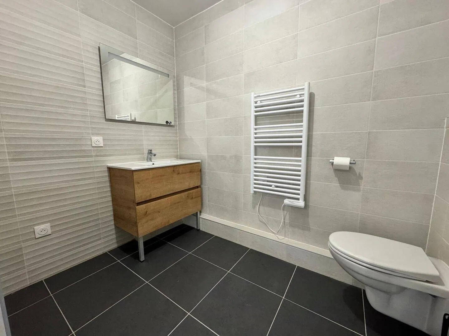 Location Le Plessis-Robinson Appartement 696a15168bd76