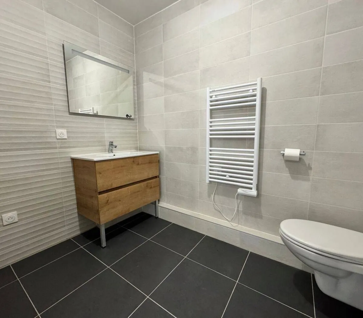 Location Le Plessis-Robinson Appartement 696a15168bd7