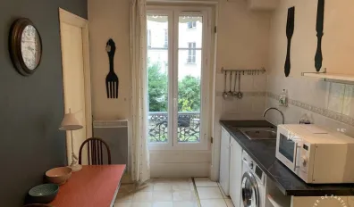 miniatureLocation Paris Chambre 696a4821a7c82