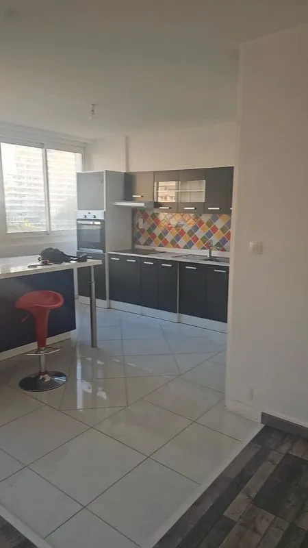 Location Marseille Appartement 696a5bae7c0f1