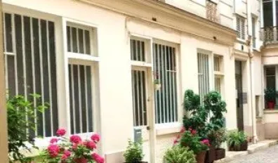 miniatureLocation Paris Appartement 696b6be175a52