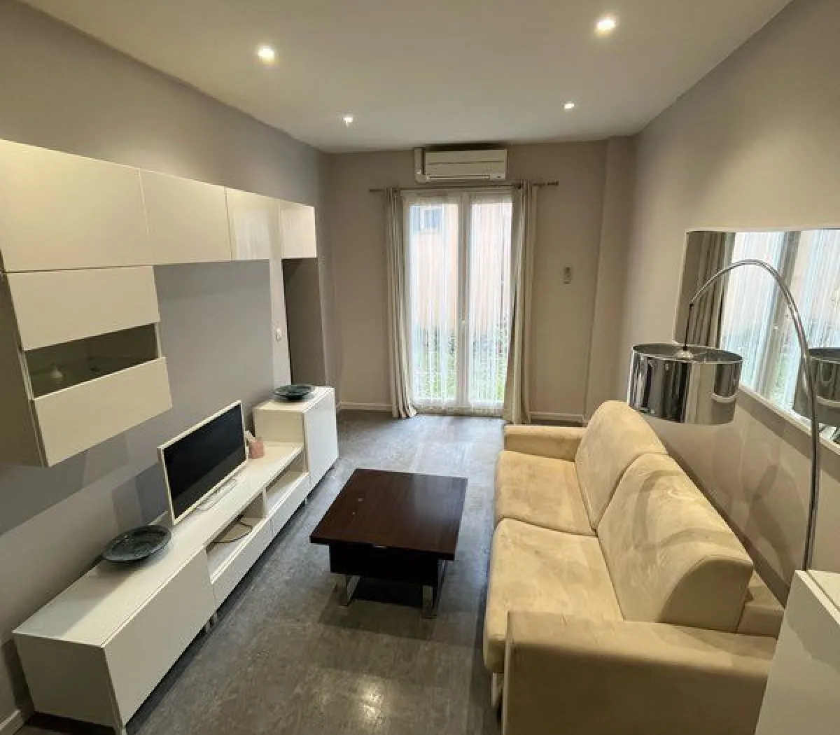 Location Nice Appartement 696b6be7cf90