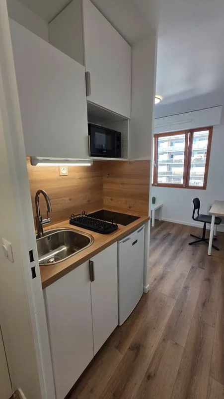 Location Clichy Appartement 696ba4e8cb71