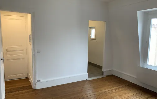 Location Asnières-sur-Seine Appartement 696d09c4711a