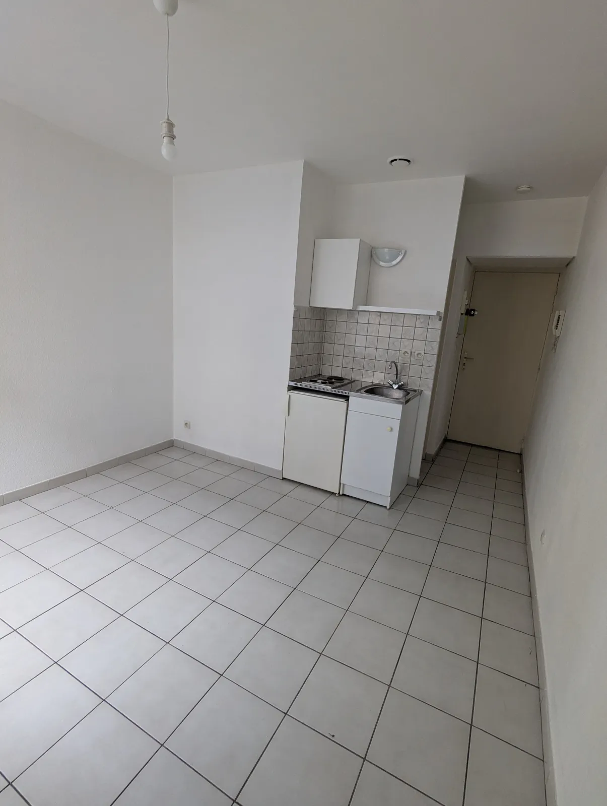 Location Lyon Appartement 696d41c746411