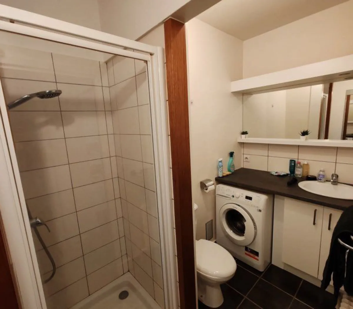 Location Bron Appartement 696df5e9db03