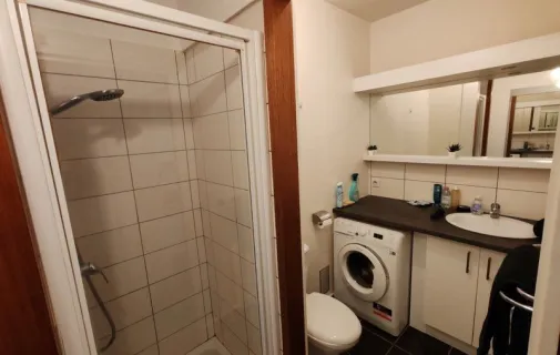 Location Bron Appartement 696df5e9db03