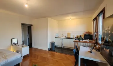 miniatureLocation Bron Appartement 696df5e9db032