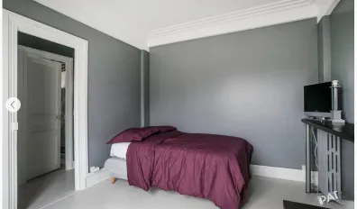 miniatureLocation Paris Appartement 696dff44c0fc2