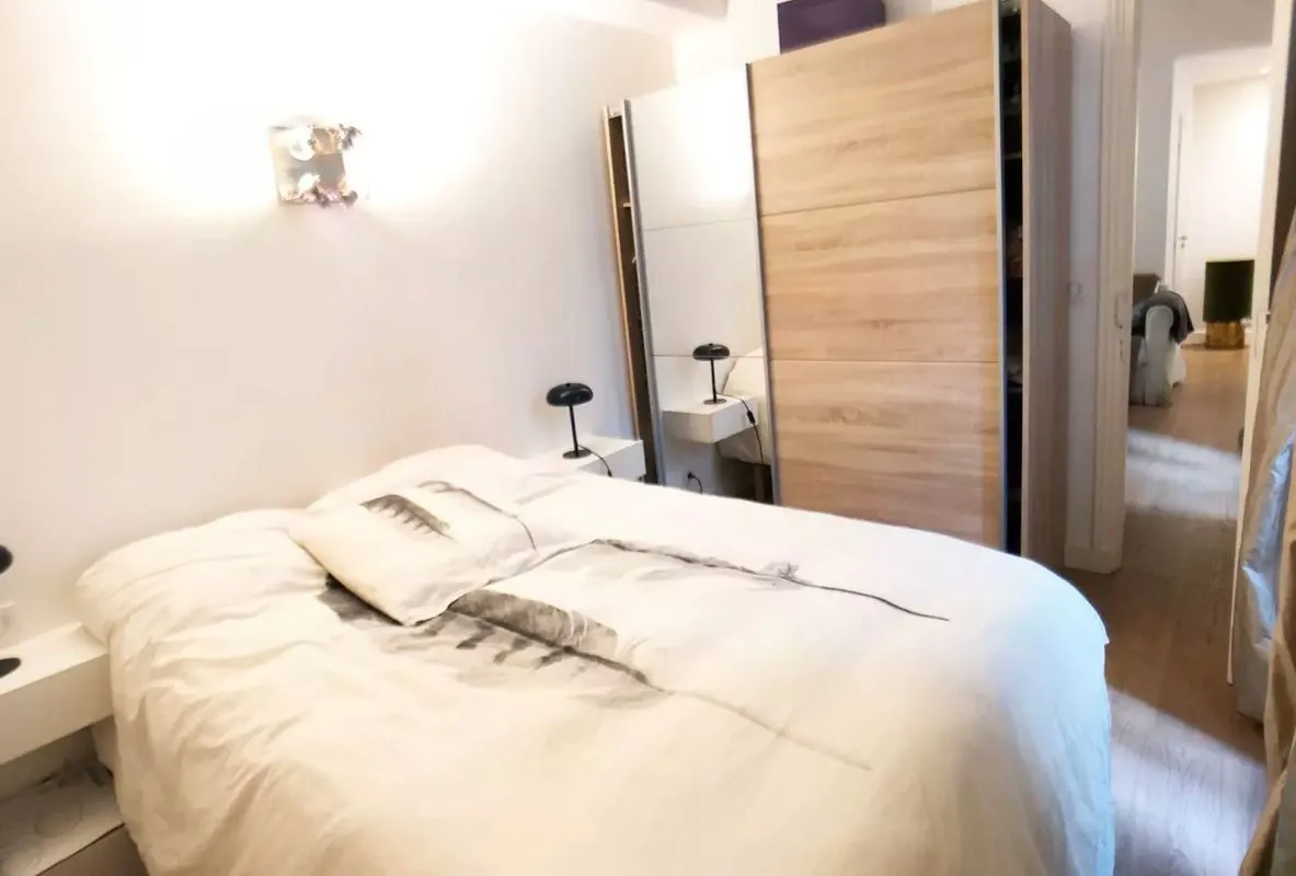 Location Paris Appartement 696e058624f2