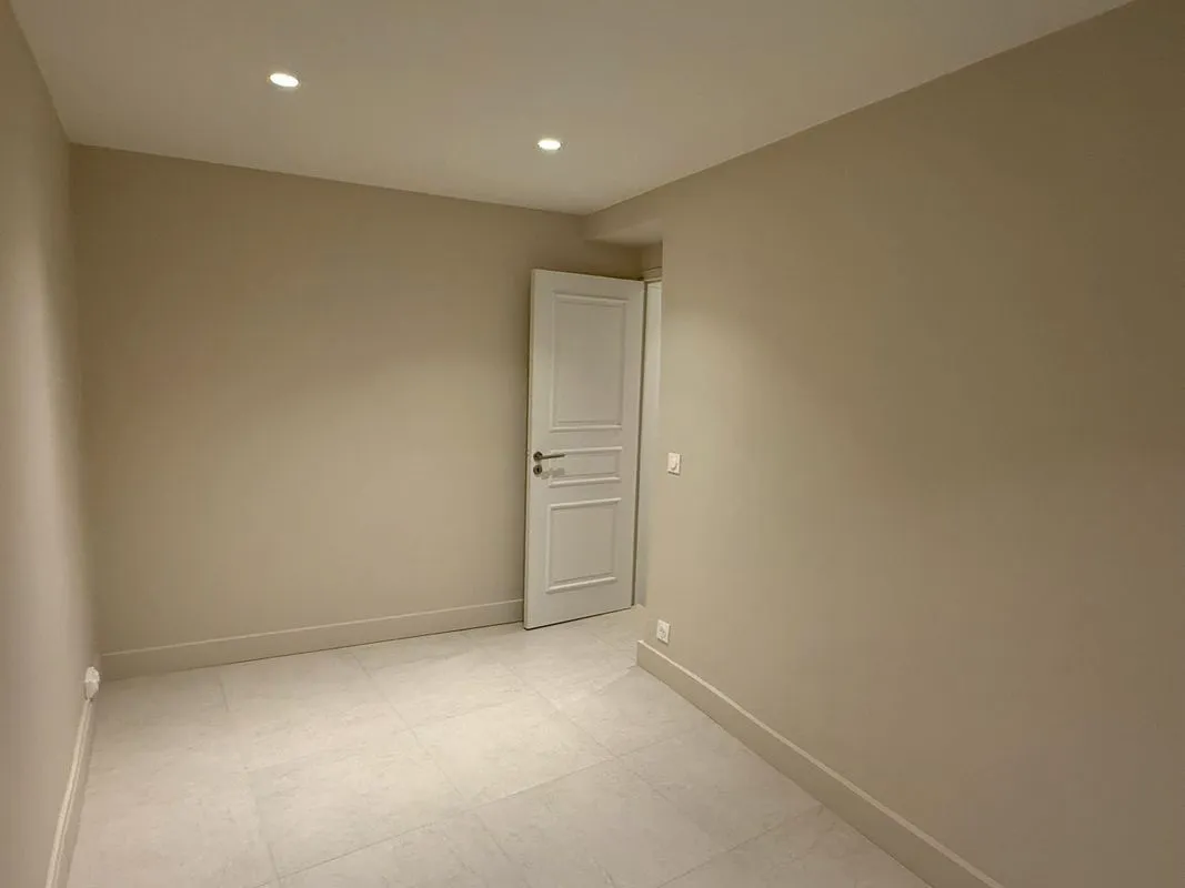 Location Lyon Appartement 696e3c5d5a393