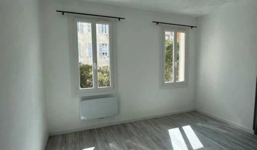 Location Marseille Appartement 696e3c63d8961