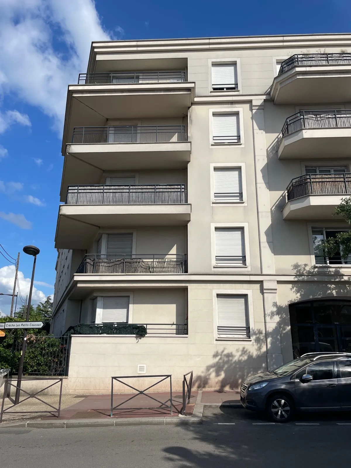 Location Le Bourget Appartement 696f14c776255