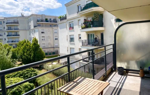 Location Le Bourget Appartement 696f14c77625