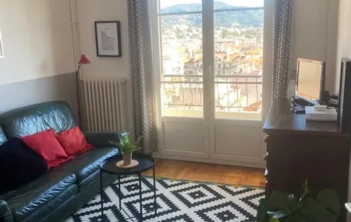 Location Nice Chambre 696f237d9af0