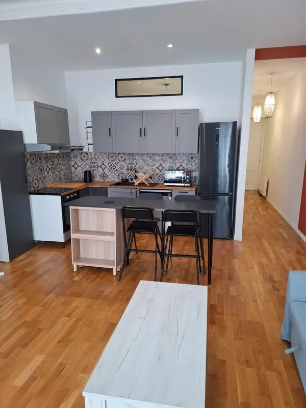 Location Bordeaux Appartement 696f464f34cd2