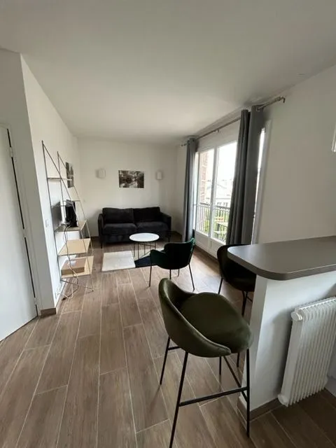 Location Paris Appartement 696f4bbf744a