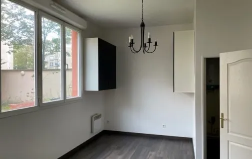 Location Issy-les-Moulineaux Appartement 696f4bc45e84