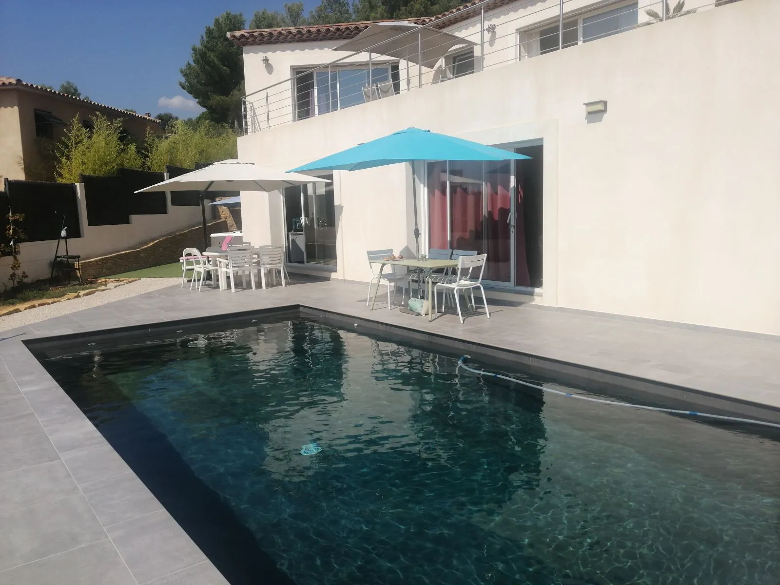 Location La Cadière-d'Azur Appartement 696f945e1f46