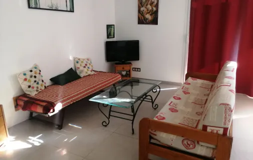 Location La Cadière-d'Azur Appartement 696f945e1f46