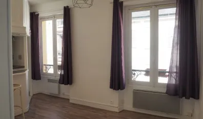 miniatureLocation Versailles Appartement 696fa19def0f2