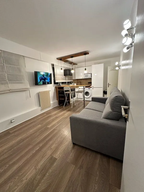 Location Paris Appartement 696fa8d6e385