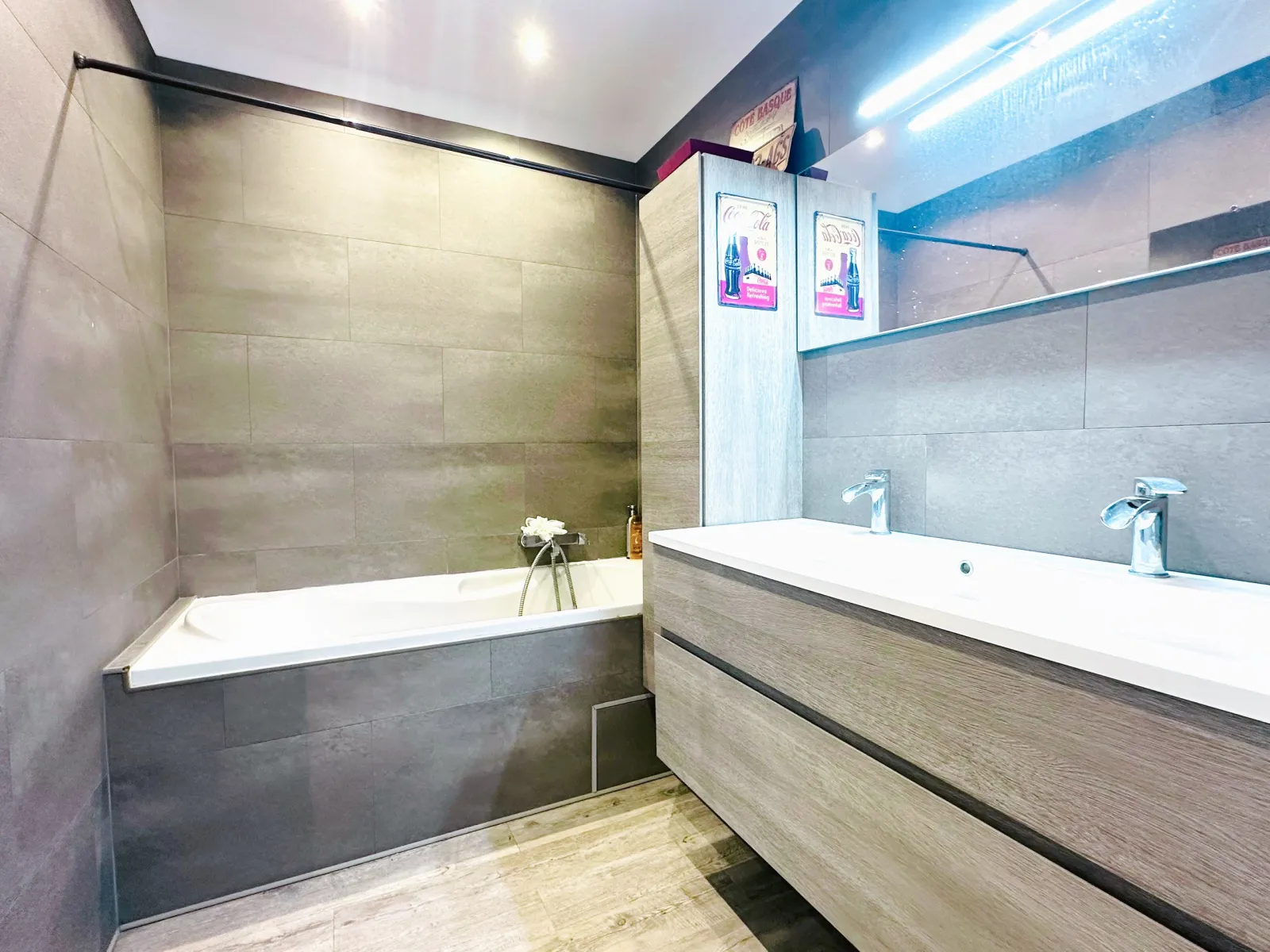 Location Lyon Appartement 696fad34656d5